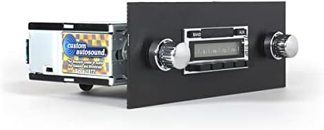 Prilagođeni AutoSound USA -230 u Dash AM/FM - Nash