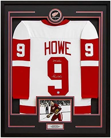 Gordie Howe potpisao Detroit Red Wings 36x44 Jersey Frame - Autografirani NHL dresovi